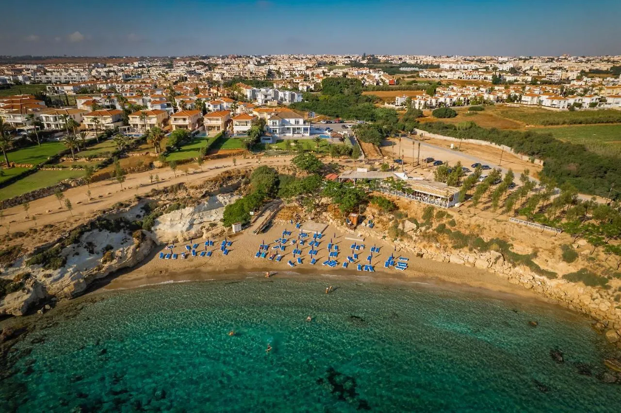 Atlantica 4 Bedroom Villa Near The Beach Protaras